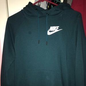 Nike Women Hoddies